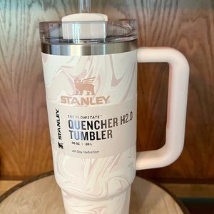 NWT Stanley 30 oz Rose Quartz Swirl Adventure Tumbler